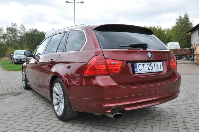 BMW Seria 3 318i Touring