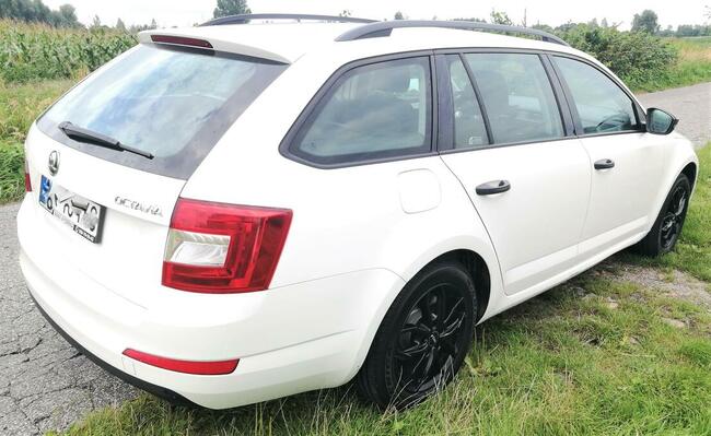 Skoda Octavia Kombi 1,6tdi salon PL