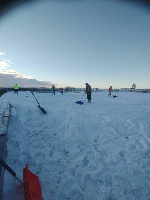 Odśnieżania dachów, posesji, parkingów, chodników 507 55 85 85