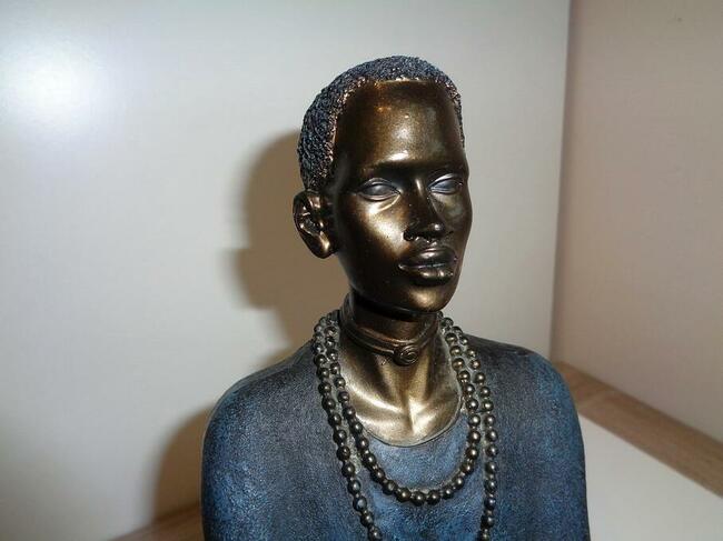 Figurka z poliseringu