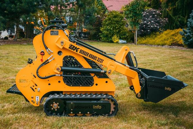 Ładowarka gąsienicowa Berger Kraus 323T Honda GX690 22,1 KM