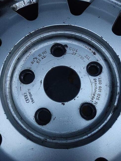 Sprzedam felgi aluminiowe z deklami kpl. 4 sztuki