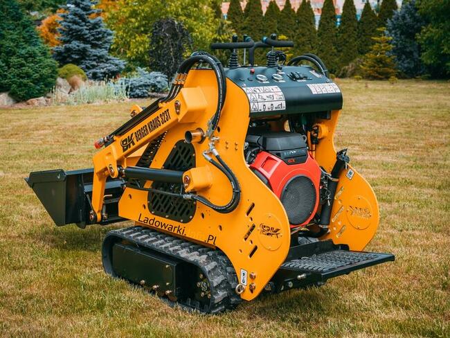 Ładowarka gąsienicowa Berger Kraus 323T Honda GX690 22,1 KM