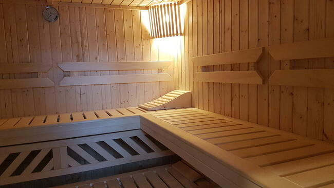 Osada Wypoczynku Jantar - Domki z Basenem, Sauną i Jacuzzi