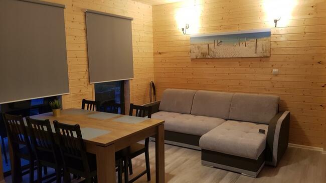 Osada Wypoczynku Jantar - Domki z Basenem, Sauną i Jacuzzi