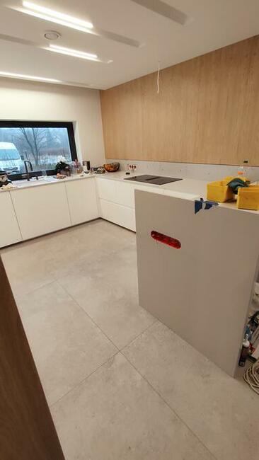 Usługi Stolarsko Meblowe Podłogi Skręcanie Montaż Projekt 3D