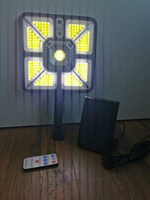 Nowe Solarny lampy uliczne z panelem słonecznym 226cob 600w