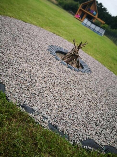 Domek z jacuzzi nad jeziorem.Mazury, balia, kominek