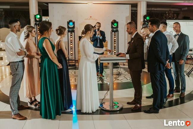 Uznana marka , DJ i Wodzirej na Twoje Wesele! Zadzwoń :)