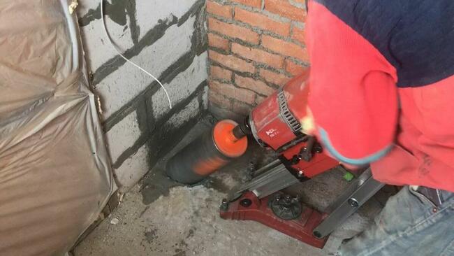 Wiercenie w żelbecie, cięcie stropów, kucie