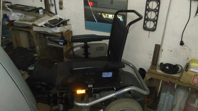 Wózek elektryczny inwalidzki skuter Meyra Smart Srebrny