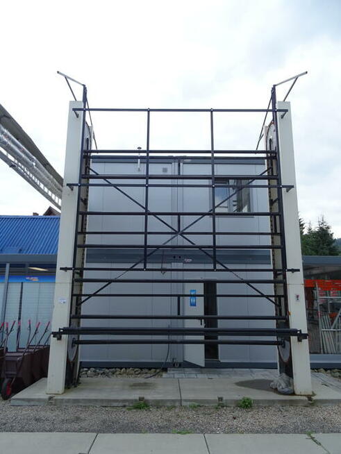 Paternoster - Regał obrotowy na wykładziny dywany | 6x4,9x1m