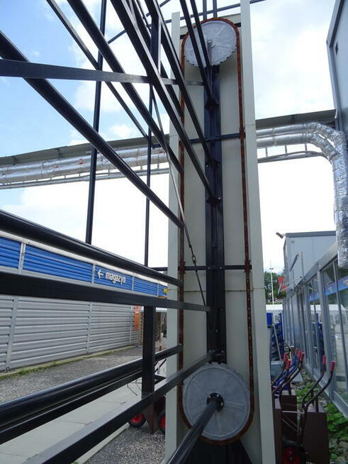 Paternoster - Regał obrotowy na wykładziny dywany | 6x4,9x1m