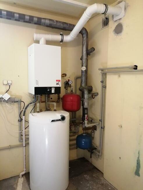 Hydraulik przyjmie zlecenia, nawiąże współprace