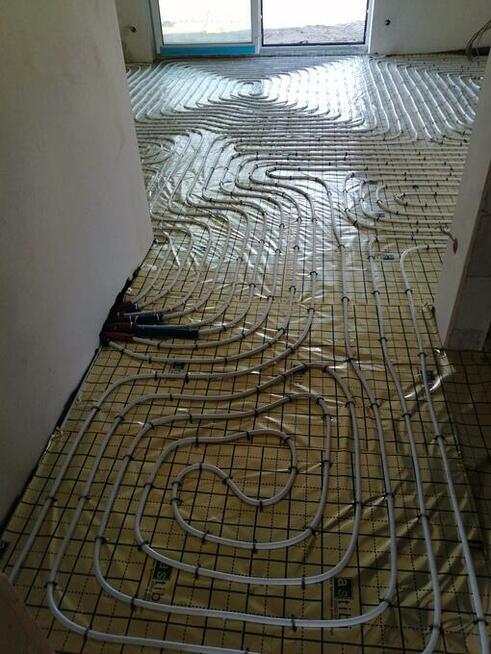 Hydraulik przyjmie zlecenia, nawiąże współprace