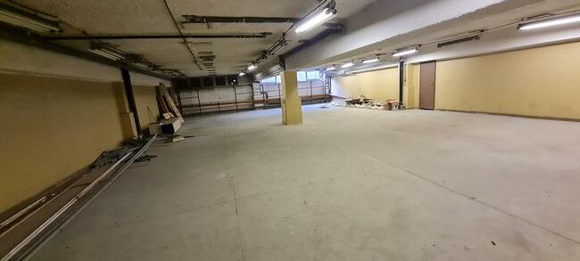 Lokale użytkowe i magazynowe wynajmę w Sieradzu.