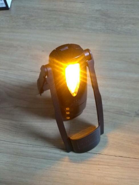 Światło drogowe ostrzegawcze awaryjne