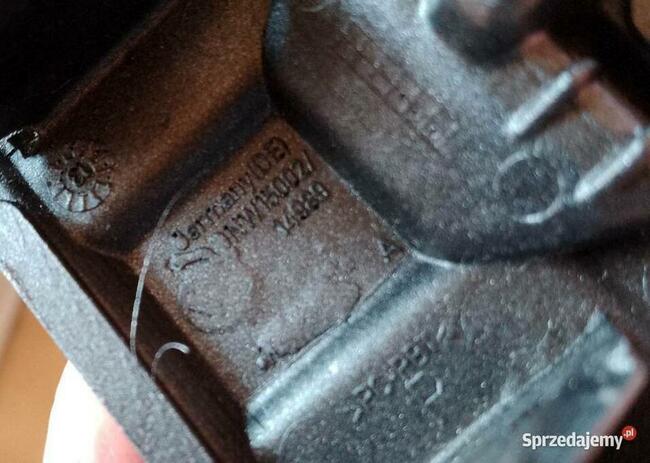 ZAŚLEPKA SPRYSKIWACZA REFLEKTORA VW TOURAN