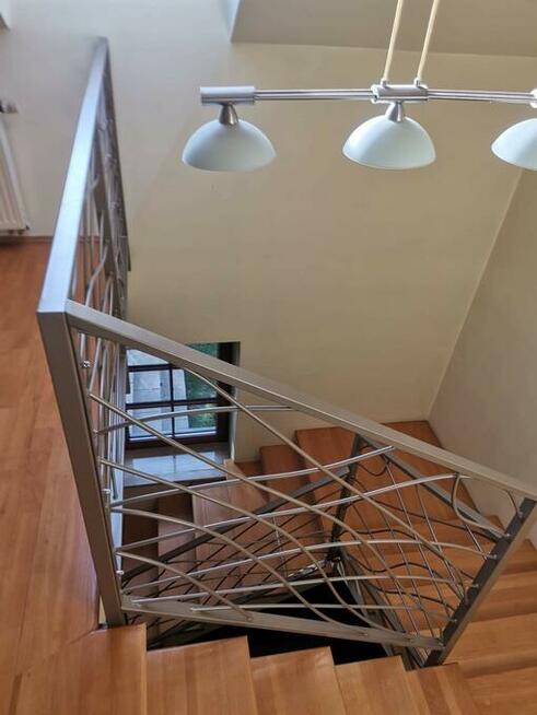 Nowoczesne balustrady, bramy, ogrodzenia malowane i nierdzewn