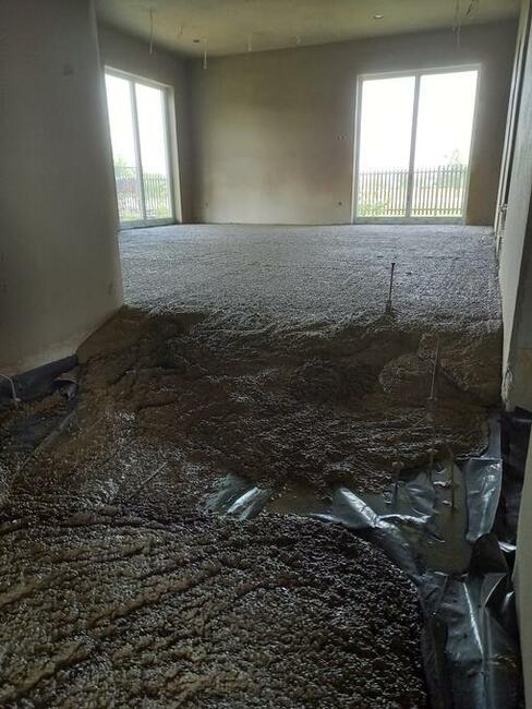 Płynny styropian, styroneton, anhydryt Knauf na ogrzewanie.