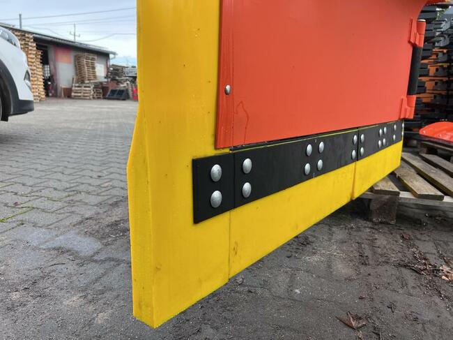 Pług do śniegu hydrauliczny Strzalka JCB MANITOU CAT CASE