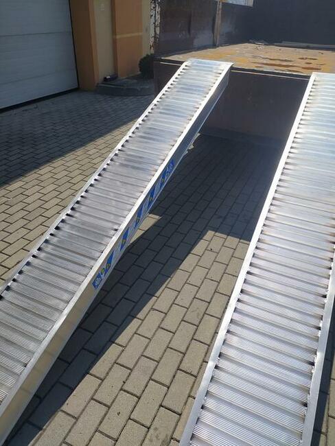 Rampy najazdy załadunkowe z aluminium 2,5m-4,5m do 13t