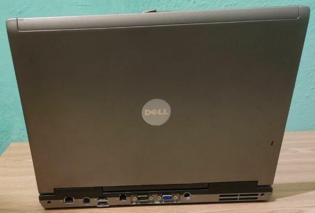 Laptop Dell Latitude D531 z RS232