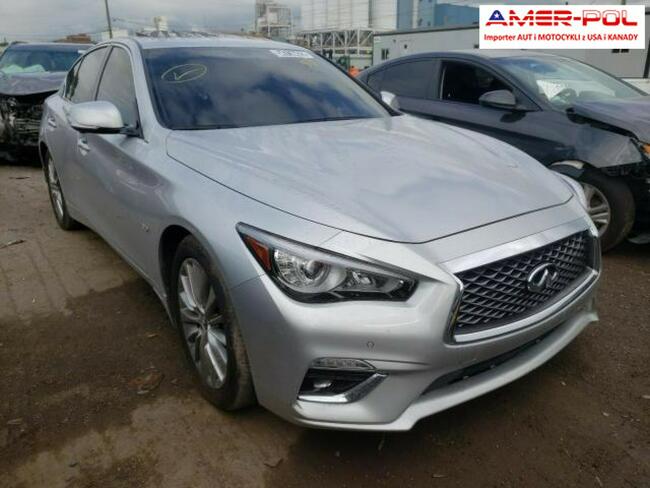 Infiniti Q50 2019, 3.0L, 4x4, LUXE, porysowany lakier