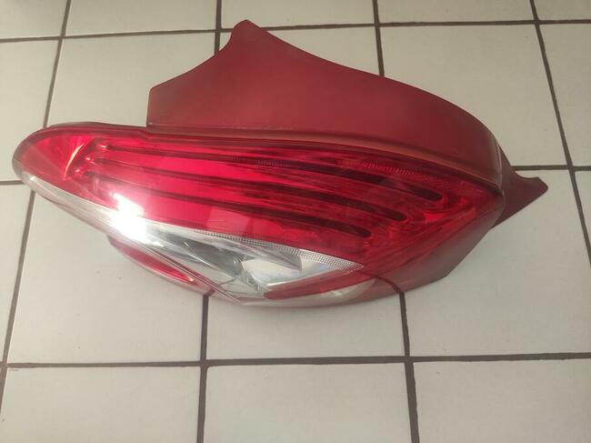Lampa wkład tylna lewa Peugeot 208 PreFL 2012-2015 z wkładem