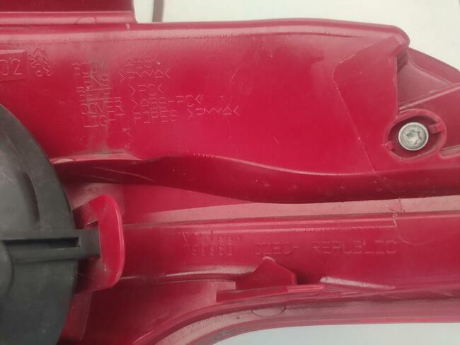 Lampa wkład tylna lewa Peugeot 208 PreFL 2012-2015 z wkładem