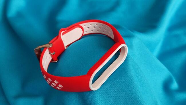 Śliczna silikonowa opaska Xiaomi Mi Band 5/6 + GRATIS