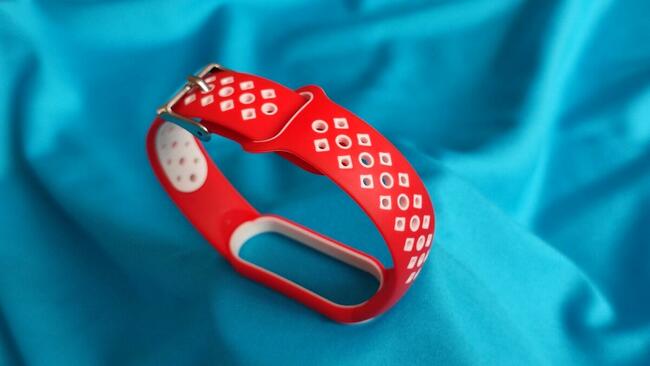 Śliczna silikonowa opaska Xiaomi Mi Band 5/6 + GRATIS