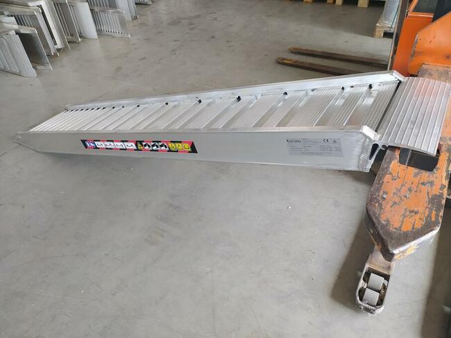 Najazdy aluminiowe // niskie ceny // szeroki wybór