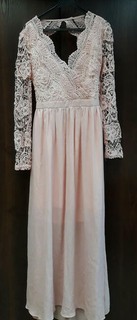 Sukienka długa jasnoróżowa szyfonowa wieczorowa z długim ażu