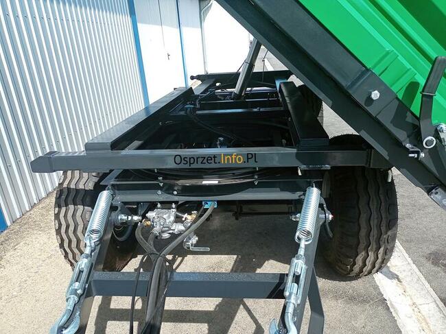 Przyczepa 8 ton - trzy strony wysypu