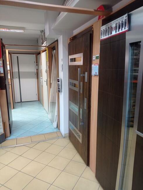 Majster / Profidom- drzwi, panele, podłogi, okna - montaż