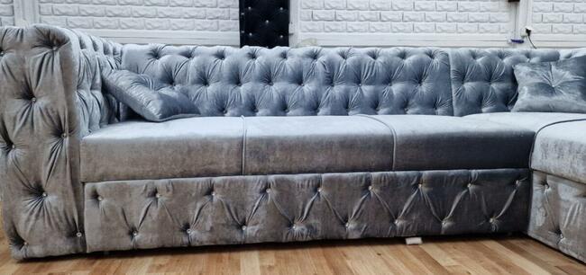 Chesterfield głęboko pikowany srebro kwadraciak