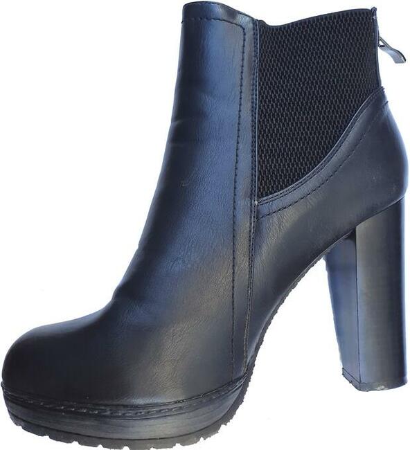 39 Botki damskie czarne obcas 10,5 stopa 25 Kayla