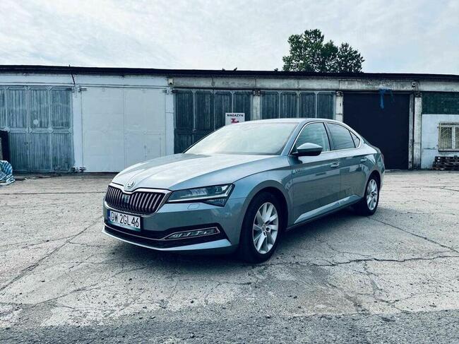 Wynajem Skoda Octavia, Skoda SuperB, Mercedes Vklasa dla firm
