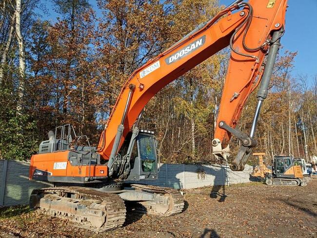 Koparko-ładowarka Doosan DX340LC-5