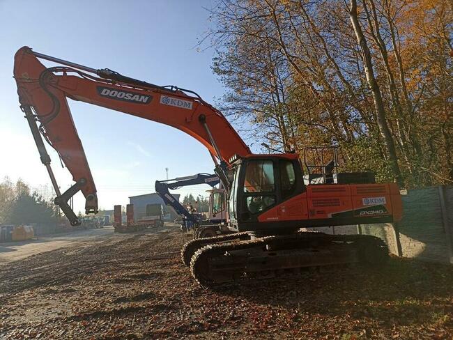 Koparko-ładowarka Doosan DX340LC-5