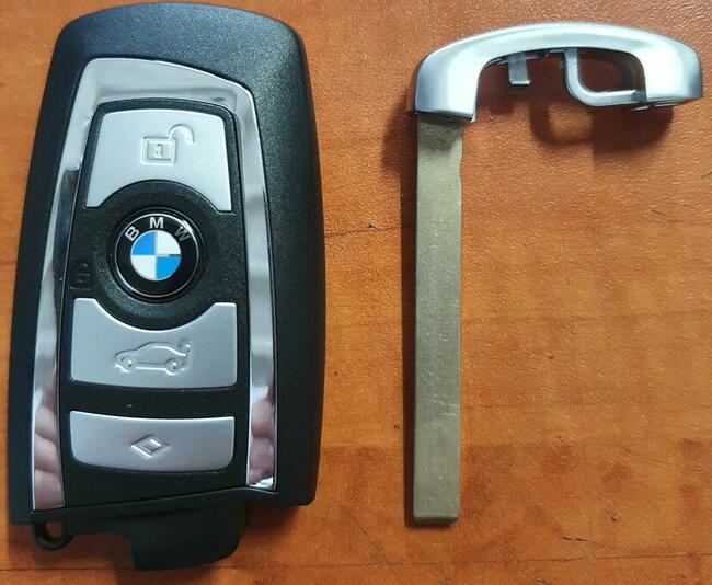 Fabrycznie nowy kluczyk BMW HUF5661 gotowy 5A57FD1
