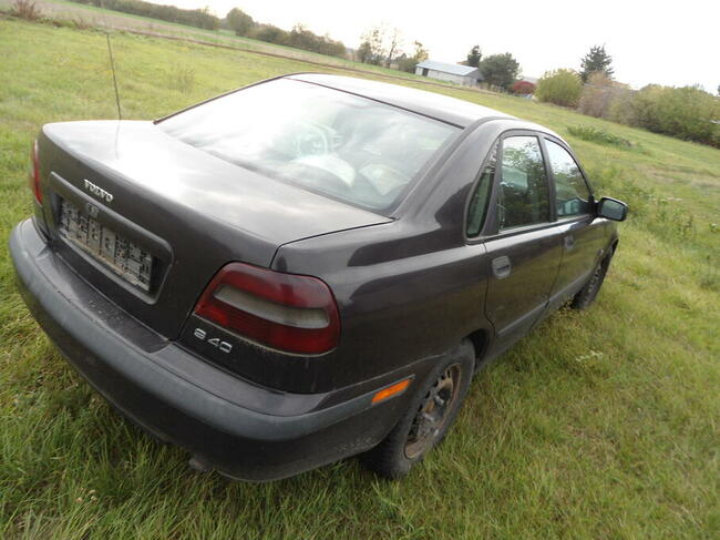 volvo v40 s40 ,1,9td na czesci