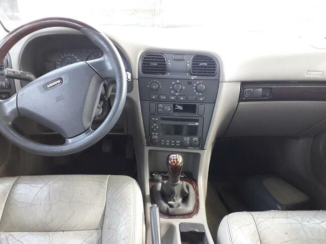 volvo v40 s40 ,1,9td na czesci