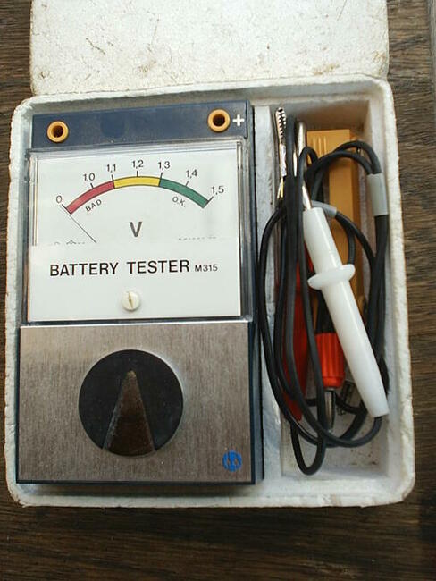 Tester baterii