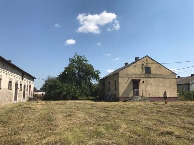 GOSPODARSTWO z dojściem do stawu 17000 m^2