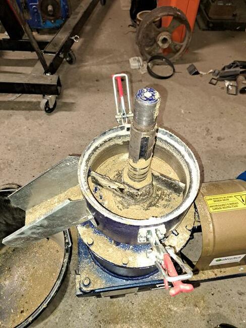 Peleciarka ULTRA-200 w świetnym stanie