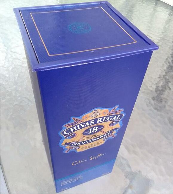 Pudełko Opakowanie Karton Etui po whisky CHIVAS REGAL