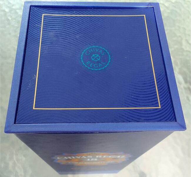 Pudełko Opakowanie Karton Etui po whisky CHIVAS REGAL