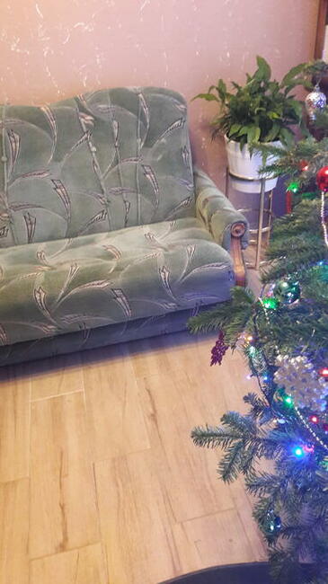 Poszukuję wersalki i 2 foteli w odcieniu zielonym.